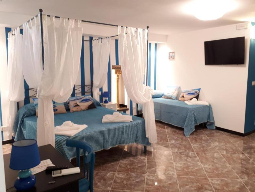 Suite Palazzo Luciani Salerno Ngoại thất bức ảnh